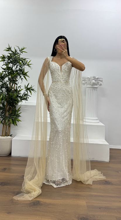 Ekru Kollu İnci Süslemeli Abiye Elbise